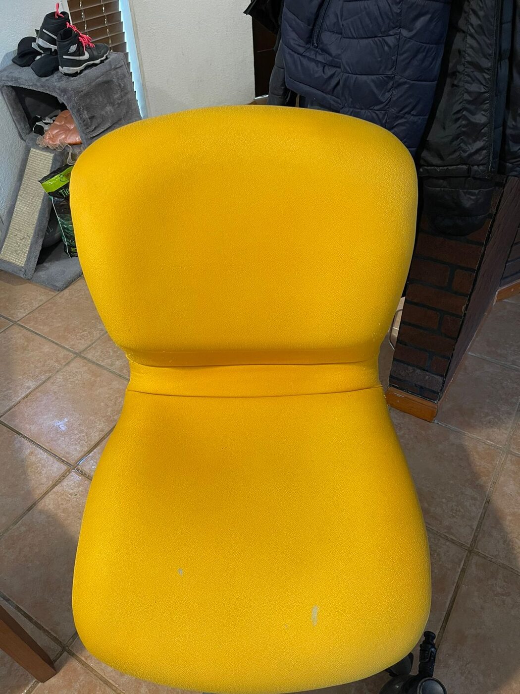 Silla tapizada después